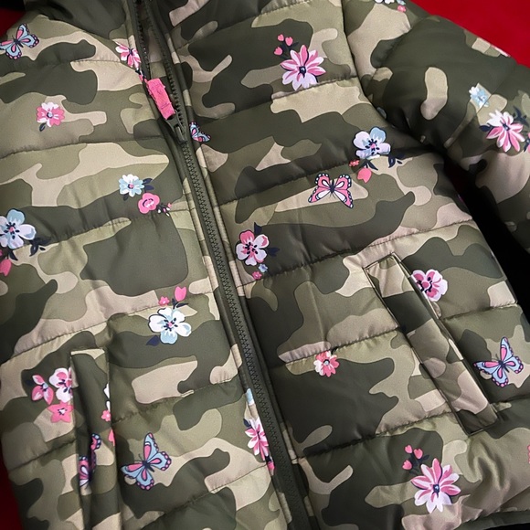 NWT Carters Camo/Pink/Flowers jacket 🥰♥️ - Picture 2 of 8